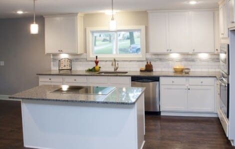 Windsor15, PG-HD, White