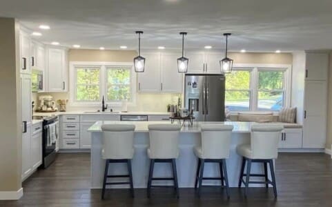 Windsor15, PG-HD, White