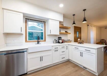 Pioneer, PG, Shoji White